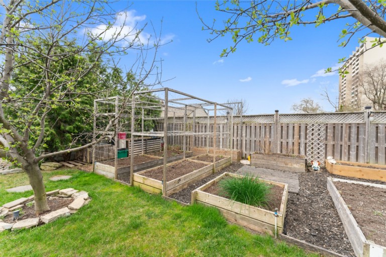 6 Nagel Road, Toronto, Ontario, Canada