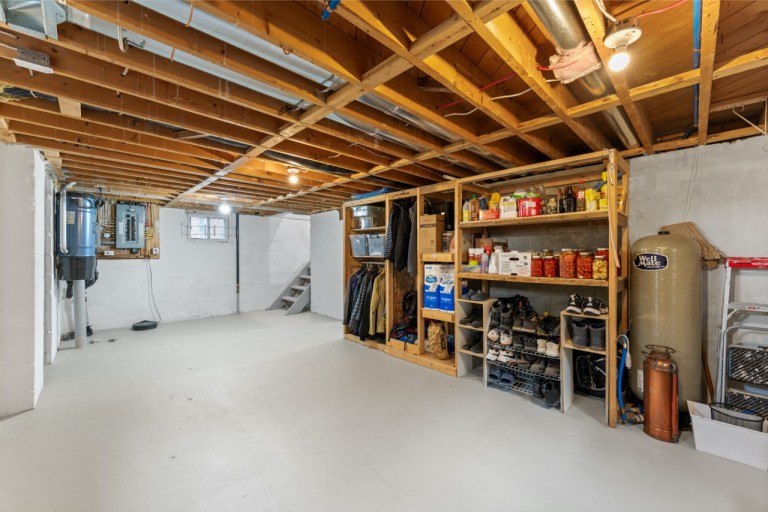 6 Nagel Road, Toronto, Ontario, Canada