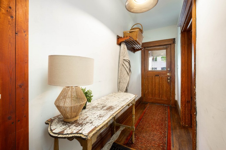 27 Hook Avenue, Toronto, Ontario, Canada photo 4