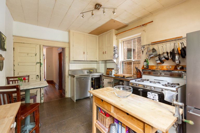 27 Hook Avenue, Toronto, Ontario, Canada photo 11