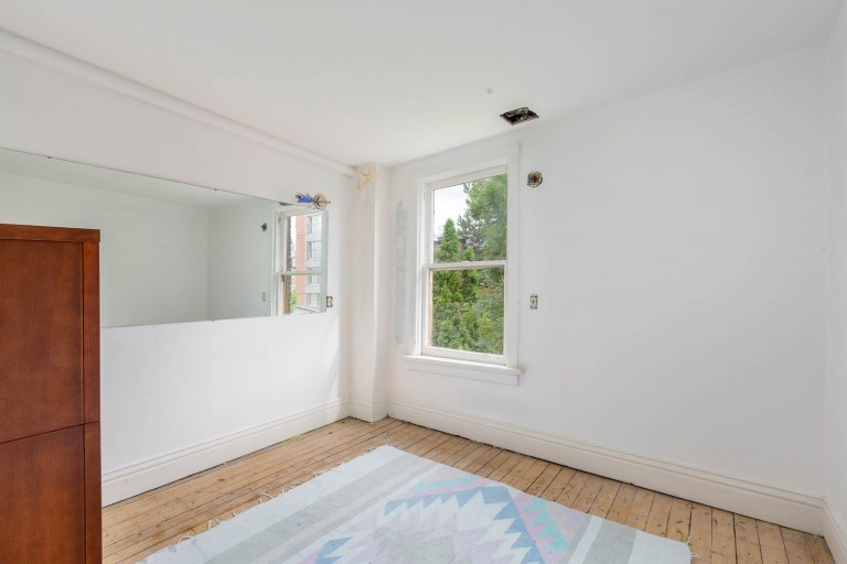 27 Hook Avenue, Toronto, Ontario, Canada photo 17