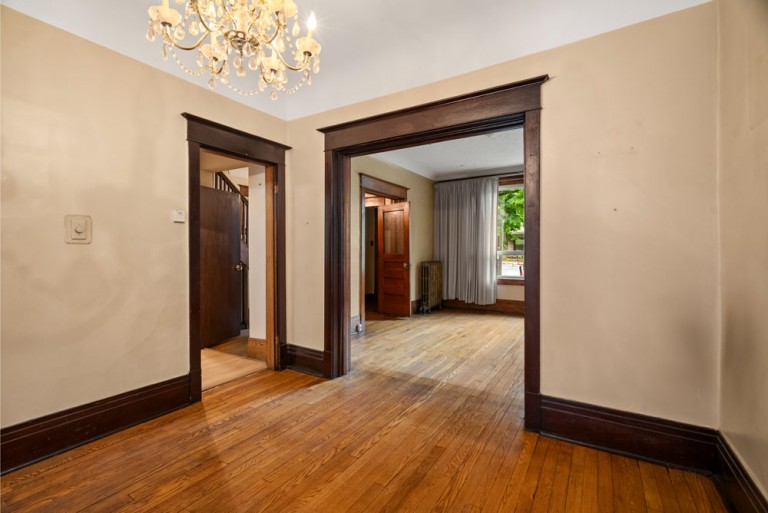 19 Galley Avenue, Toronto, Ontario, Canada photo 8