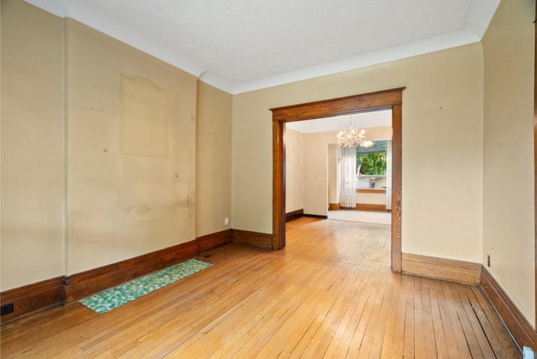 19 Galley Avenue, Toronto, Ontario, Canada photo 6