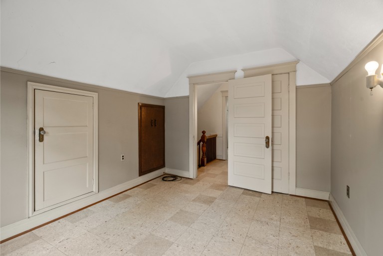 19 Galley Avenue, Toronto, Ontario, Canada photo 33