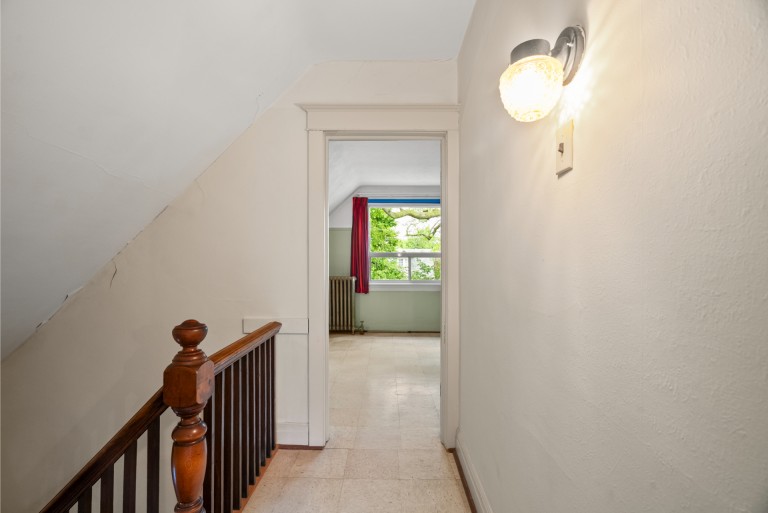 19 Galley Avenue, Toronto, Ontario, Canada photo 32