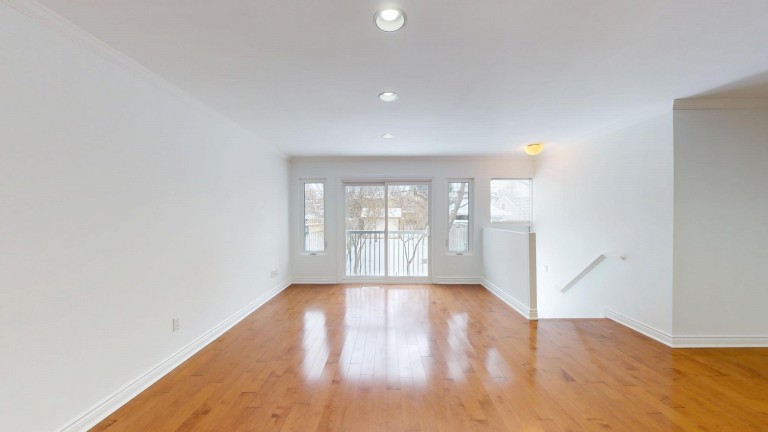 226 Pacific Avenue, Main, Toronto, Ontario, Canada photo 4