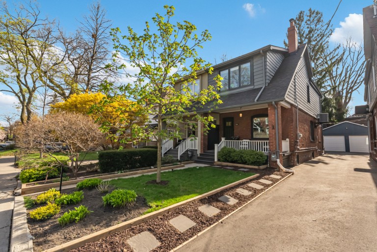64 Gilmour Avenue, Toronto, Ontario, Canada photo 2
