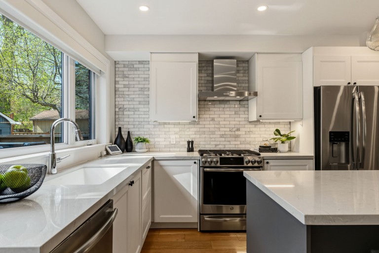 64 Gilmour Avenue, Toronto, Ontario, Canada photo 15