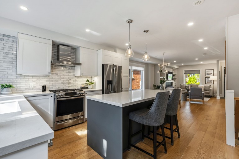 64 Gilmour Avenue, Toronto, Ontario, Canada photo 16