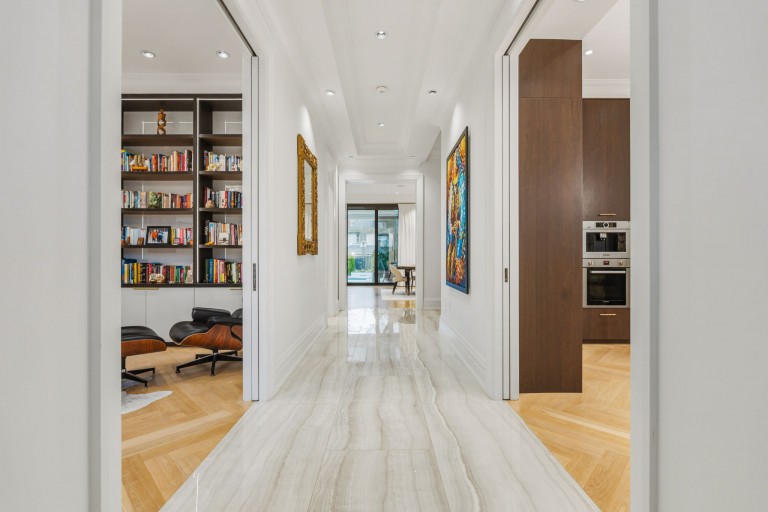 8 Baby Point Terrace, Toronto, Ontario, Canada photo 3