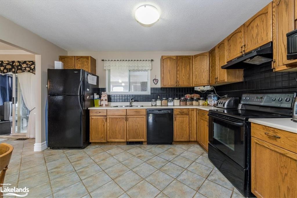 4883 MULEY POINT Road, Ramara Township, Ontario, Canada