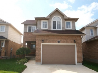 32 LILYWOOD DR, Cambridge, Ontario, Canada