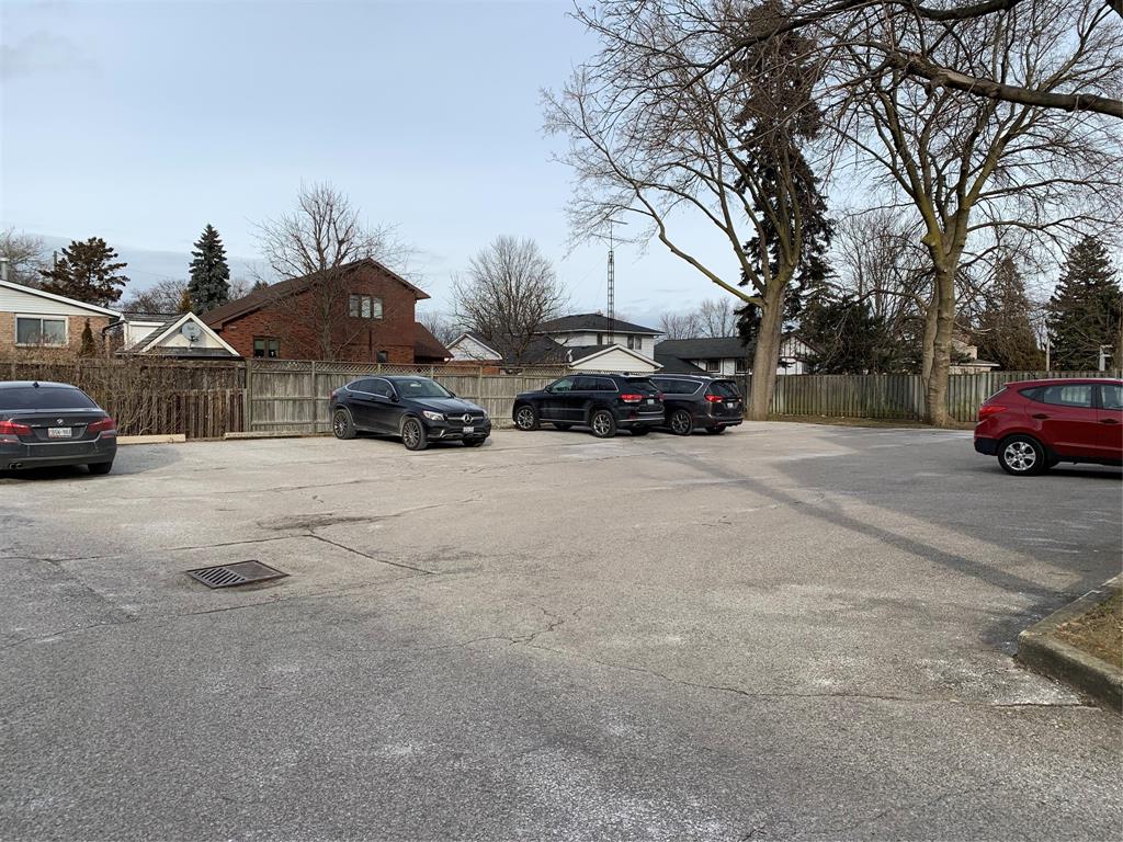 1166 LONDON Road, Sarnia Ontario, Canada