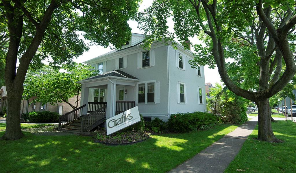 225 MITTON Street North, Sarnia Ontario, Canada