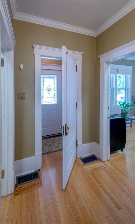 225 MITTON Street North, Sarnia Ontario, Canada