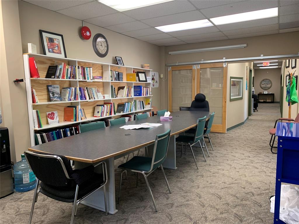 805 CHRISTINA Street North Unit# 105, Sarnia, Ontario, Canada