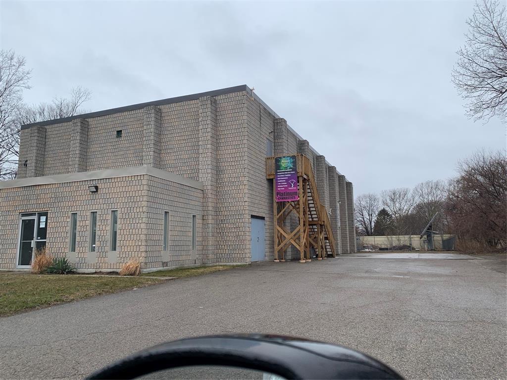 142 KENDALL Street Unit# 1, Point Edward, Ontario, Canada