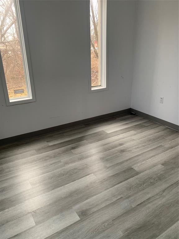 142 KENDALL Street Unit# 1, Point Edward, Ontario, Canada