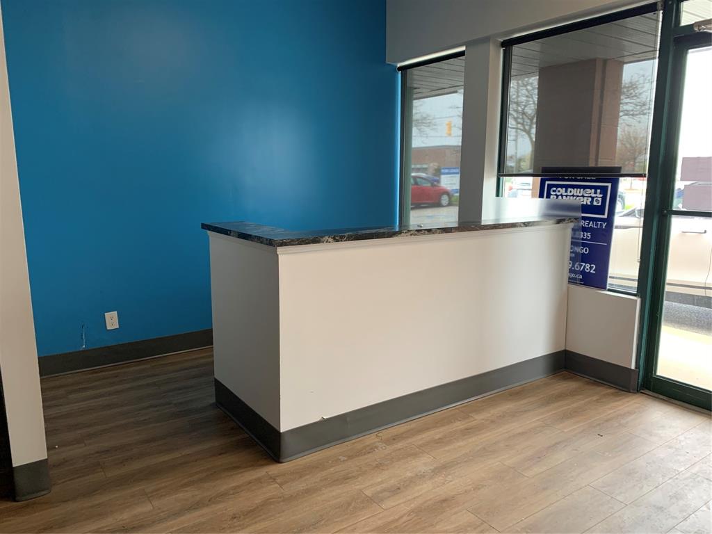 1200 LAMBTON MALL Road Unit# 2, Sarnia, Ontario, Canada