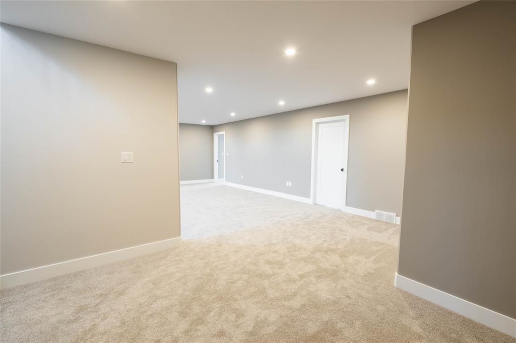 6747 GRIFFIN Drive, Plympton-Wyoming, Ontario, Canada photo 26