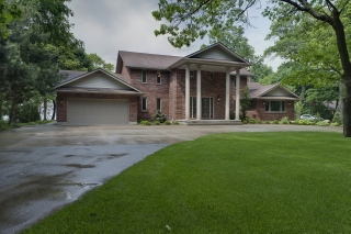 2022 LAKESHORE RD, Sarnia, Ontario, Canada