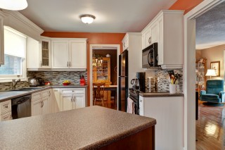 1239 WILTSHIRE DR, Sarnia, Ontario, Canada