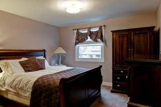 1239 WILTSHIRE DR, Sarnia, Ontario, Canada