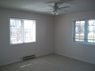 1520 VENETIAN BLVD M-211, Point Edward, Ontario, Canada