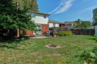 301 LAURENTIAN CRES, Sarnia, Ontario, Canada