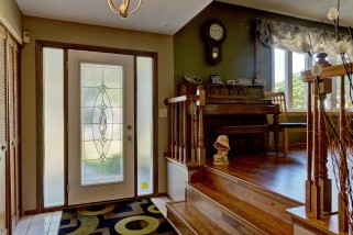 301 LAURENTIAN CRES, Sarnia, Ontario, Canada