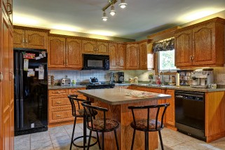301 LAURENTIAN CRES, Sarnia, Ontario, Canada