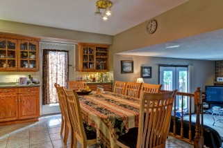 301 LAURENTIAN CRES, Sarnia, Ontario, Canada