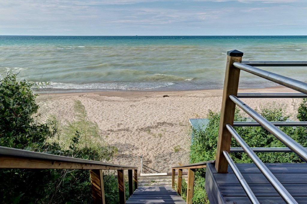 1118 BRAEMAR LANE, Sarnia, Ontario, Canada