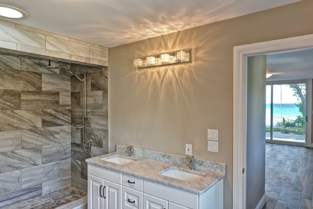 1118 BRAEMAR LANE, Sarnia, Ontario, Canada