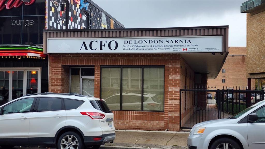 112 CHRISTINA Street South, Sarnia Ontario, Canada