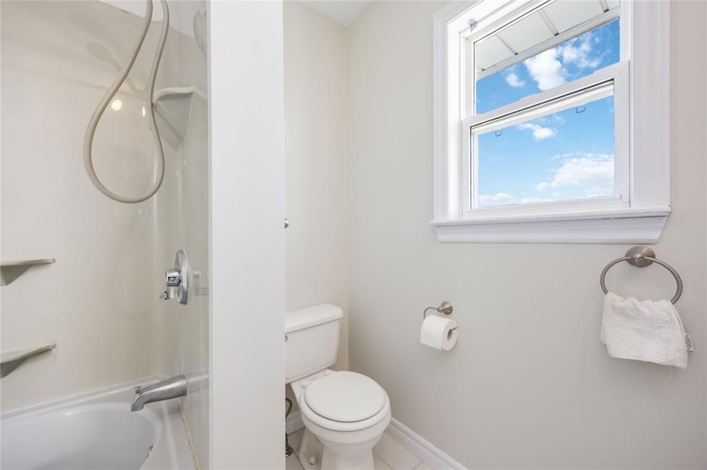 3176 CHURCHILL Line, Petrolia, Ontario, Canada photo 25