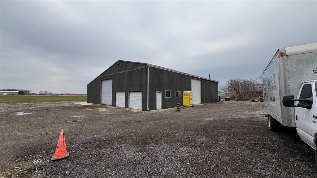 3176 CHURCHILL Line, Petrolia, Ontario, Canada photo 38