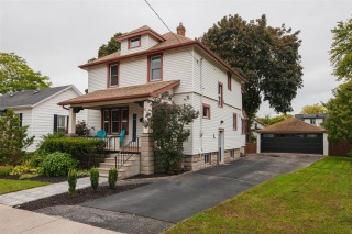 111 PENROSE Street, Sarnia Ontario, Canada