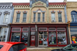 4211 Petrolia Line, Petrolia Ontario, Canada