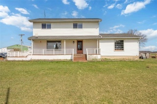 3176 CHURCHILL Line, Petrolia Ontario, Canada