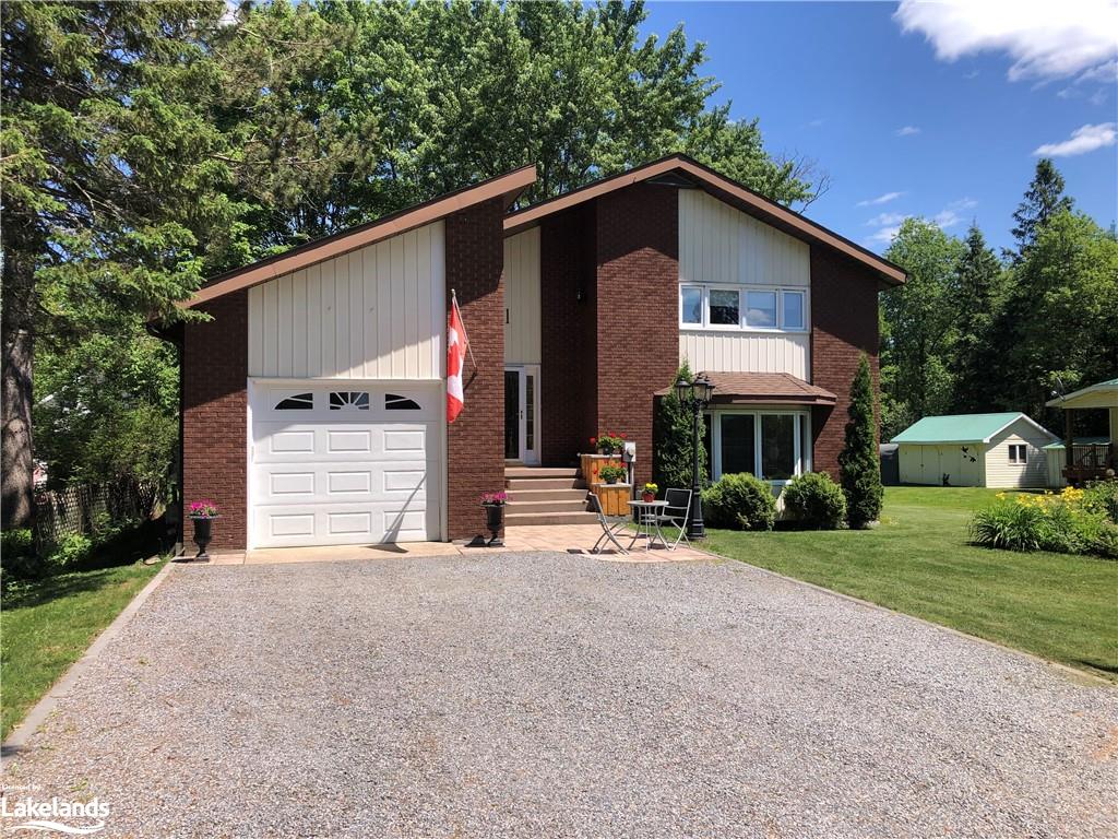 11 BARRIE Street, Sundridge, Ontario, Canada
