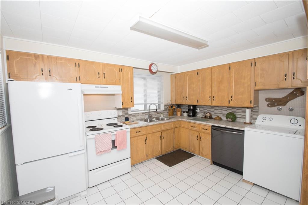 114 AUTY Street, Waterford, Ontario, Canada
