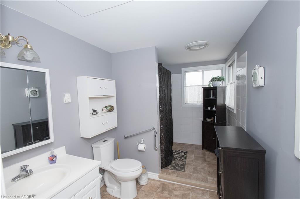 114 AUTY Street, Waterford, Ontario, Canada