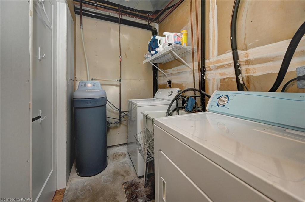 132 BRIGHTON Street Unit# 28, Waterloo, Ontario, Canada