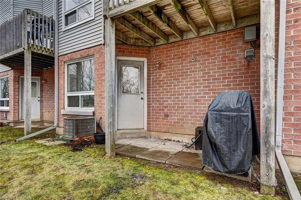 132 BRIGHTON Street Unit# 28, Waterloo, Ontario, Canada