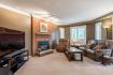 166 Rhodes Circle, Newmarket Ontario