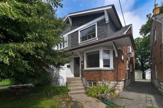 40 Kings Park Blvd, Toronto Ontario, Canada