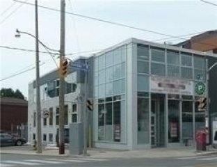 1269 Dundas St W, Toronto Ontario, Canada