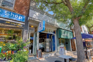 1918A Queen St E, Toronto Ontario, Canada
