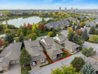 4 Warnock Green Way, Markham Ontario, Canada
